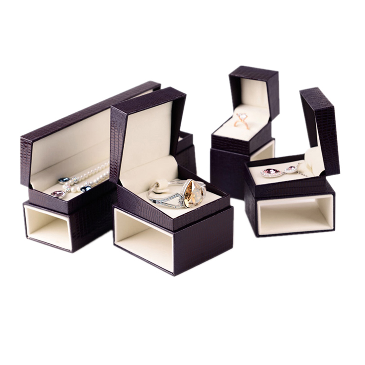 Luxury leather foam Jewelry box 18070